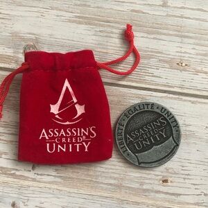 ❤️$5 Assassin's Creed Unity Coin and Red Pouch